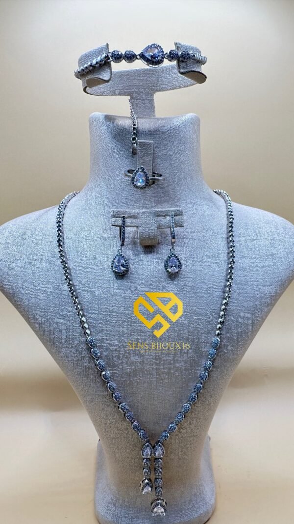 0d5c0df4-3276-4ae4-b475-373583209ff9-2 Parure en véritable zircon – acier inoxydable rhodié