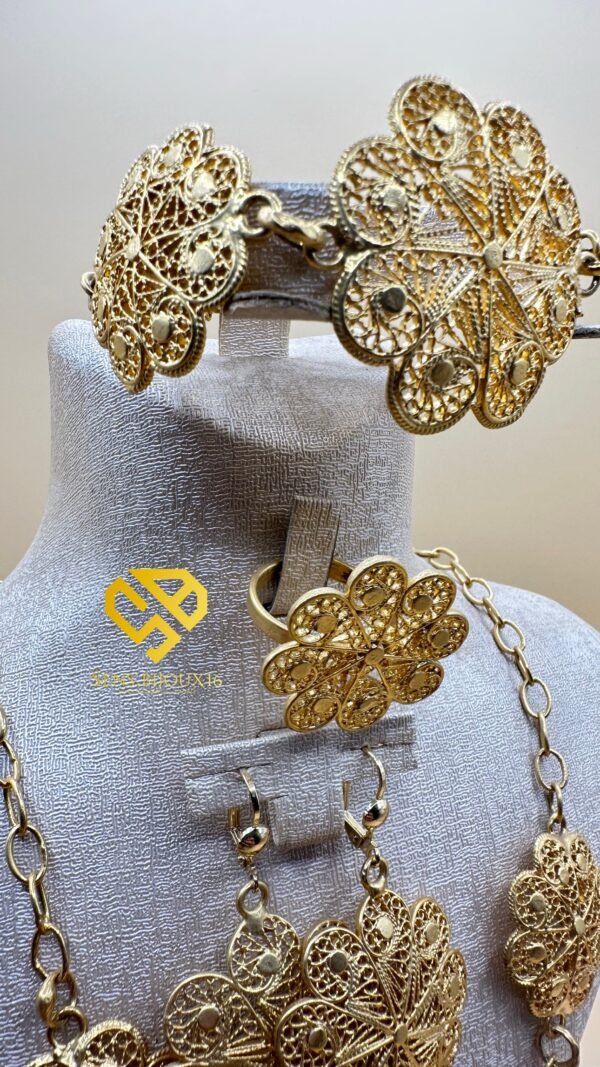 ✨ Parure Fetla – Travail 100 % fait main, dorure 24 carats ✨