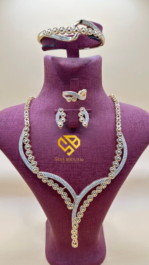 Parure XD plaquée Or 18K – Élégance identique à l’or