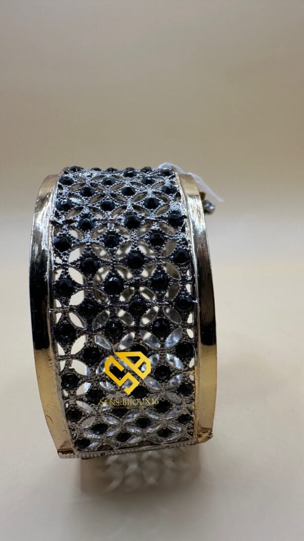 Bracelet en bronze plaqué or 18 carats – Finition premium