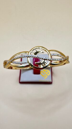 455f8aa2-621c-44cd-b6eb-f87c90f517f1 Bracelet XD Doré 18 Carats – Pierre Zircon – Finition Luxe