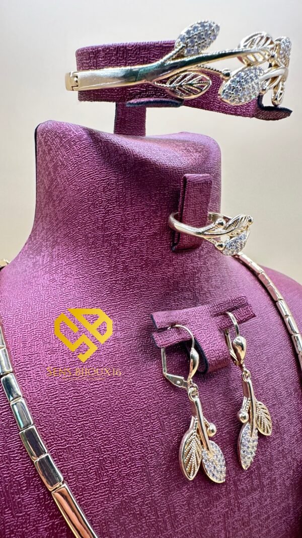 Parure XD plaquée Or 18K – Élégance identique à l’or