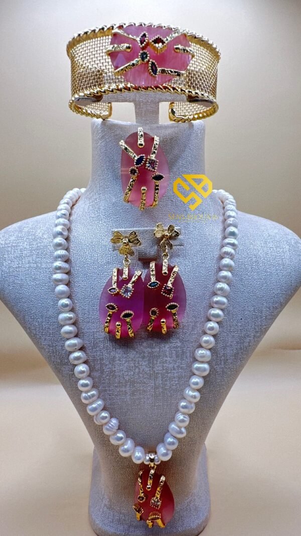 Parure en Véritables Perles Djoher & Pierre d’Akik – Rose ou Pêche Clair