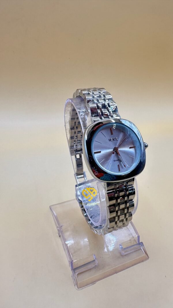 Montre IEKE Originale argenté– Étanche – Bracelet Acier Inoxydable