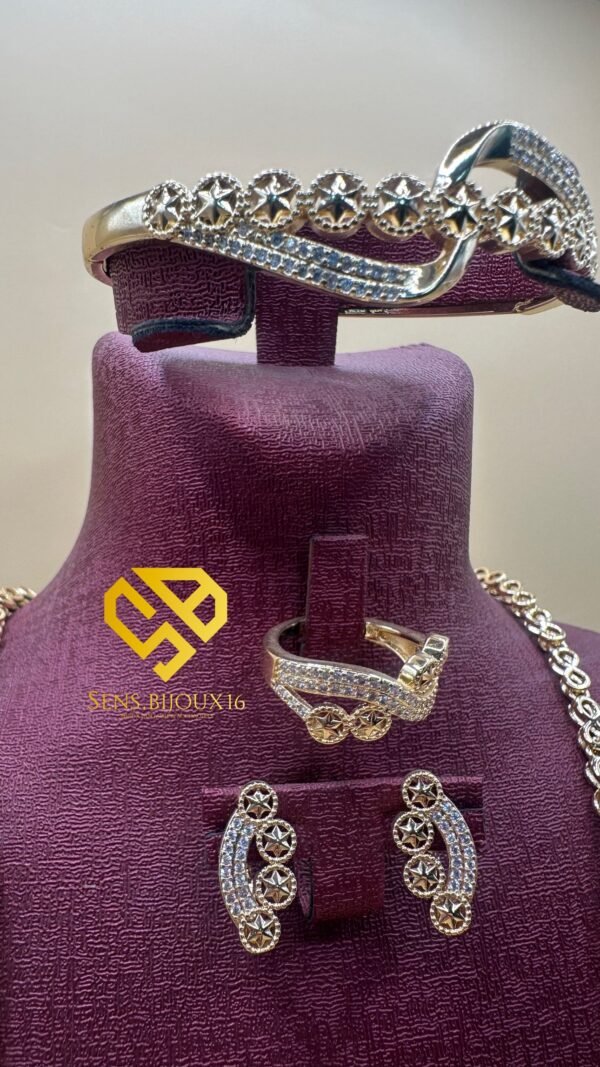 Parure XD plaquée Or 18K – Élégance identique à l’or