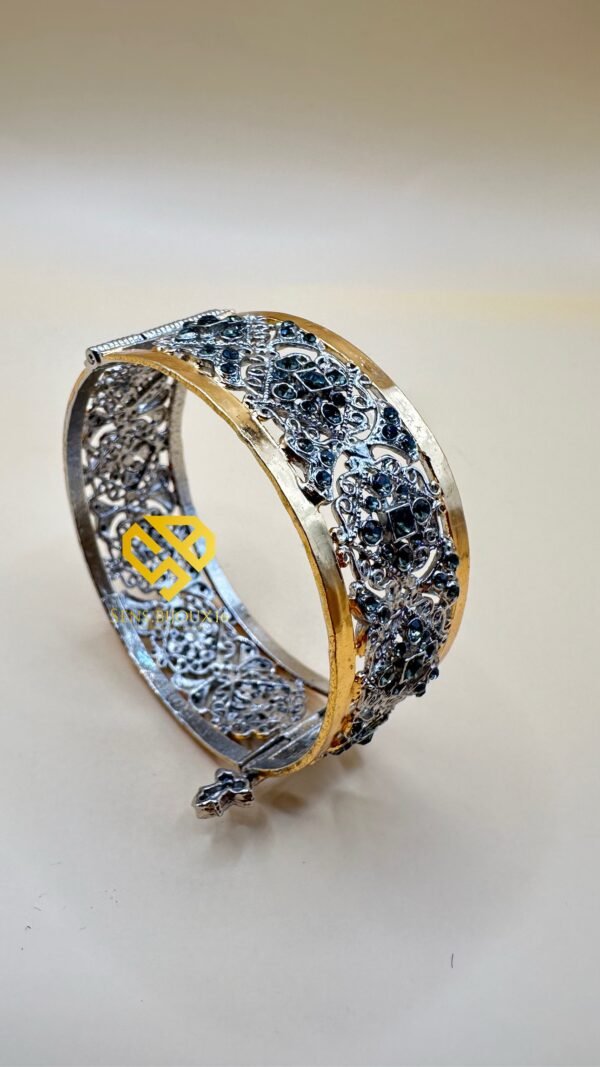 Bracelet en bronze plaqué or 18 carats – Finition premium