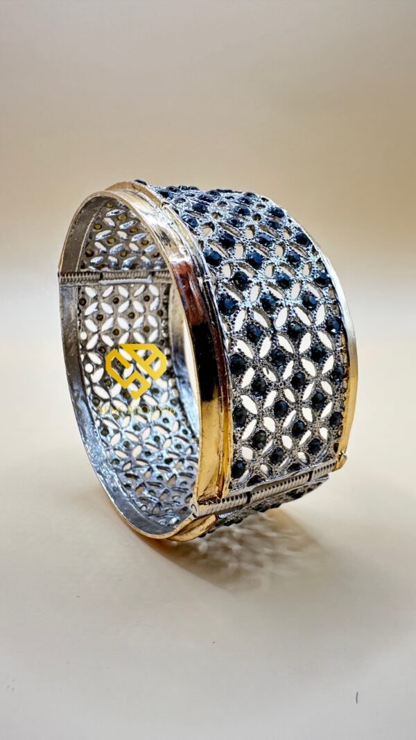 Bracelet en bronze plaqué or 18 carats – Finition premium