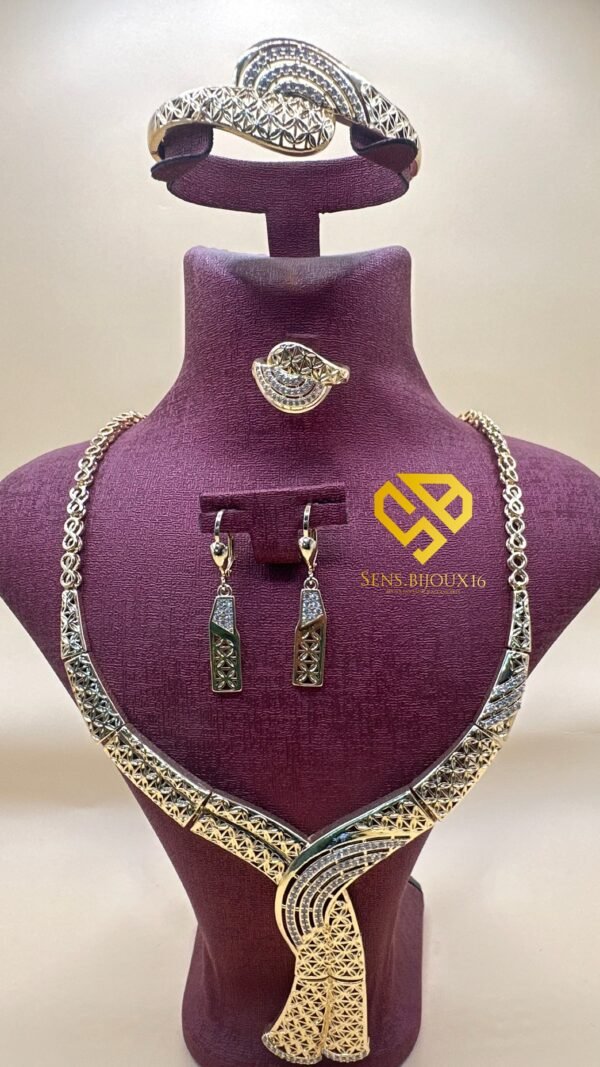 Parure XD plaquée Or 18K – Élégance identique à l’or