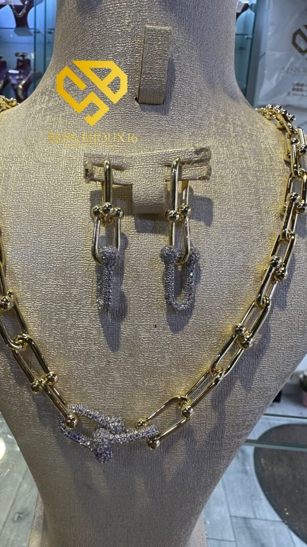 01fc1441-6179-42d7-8a4b-082d5168e63f ✨ Trio Tiffany en Plaqué Or 18 Carats – Luxe & Éclat Intemporel