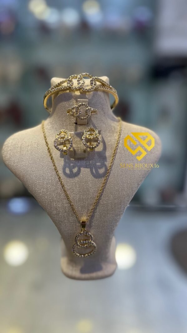 ✨ Parure 4 Pièces en Plaqué Or 18 Carats – Simplicité & Élégance